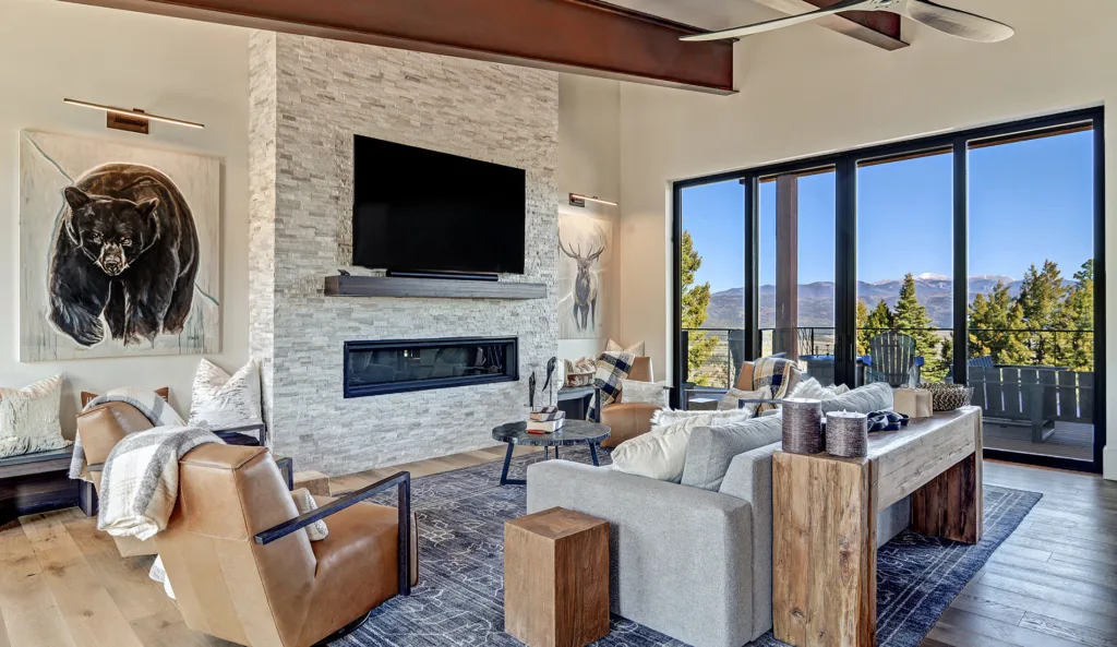 A New Standard of Slope-Side Living